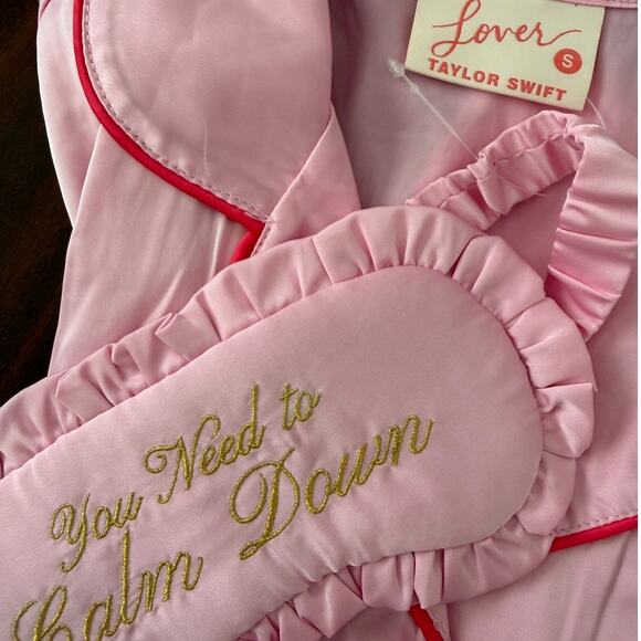 TAYLOR SWIFT NWT | PINK YOU NEED TO CALM DOWN PJ PAJAMA SET AND EYE MASK | SMALL - Picture 6 of 6